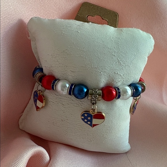 🟢 Patriotic 4th Of July Heart Charms Bracelet - Picture 5 of 16